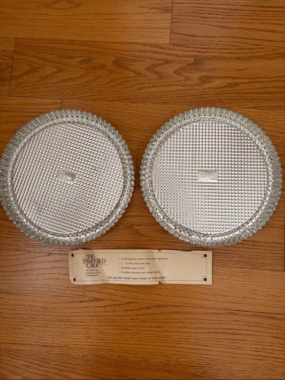 The Pampered Chef Tinned Steel Round Textured Flan Pans- Set of 2